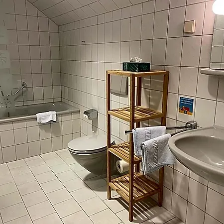 Eichenhof Garni Gross Koris