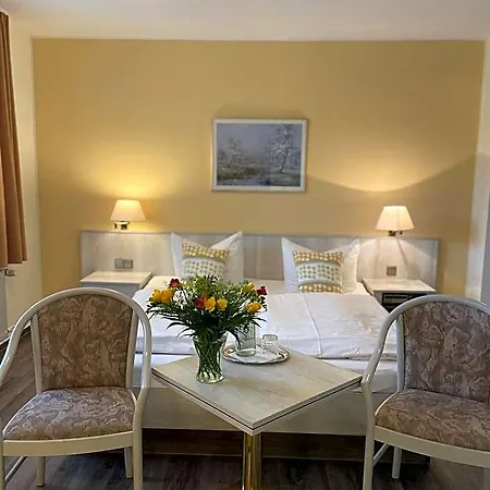 Hotel Eichenhof Garni *