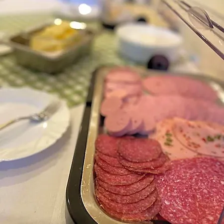 Eichenhof Garni Hotel *